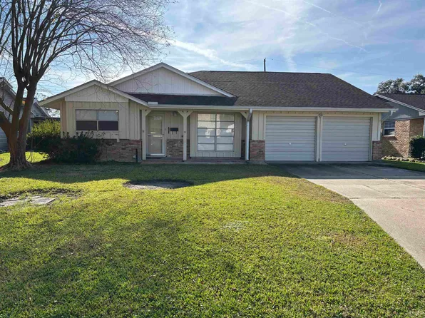407 N 35th St, Nederland, TX 77627