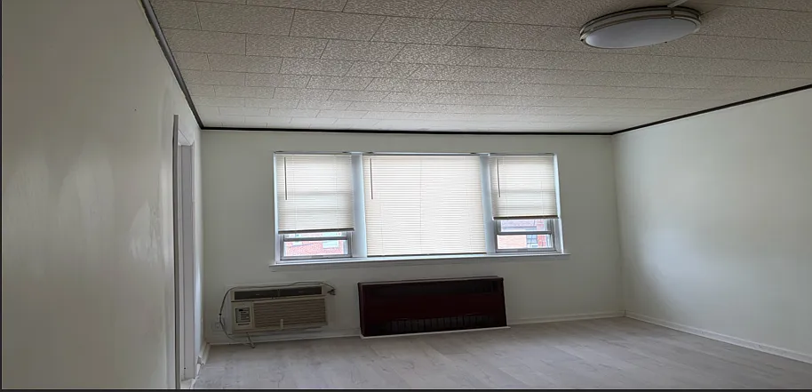 3 bed, 1100 sqft, $3,100 — Photo 4