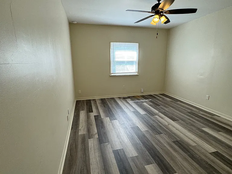 26 Union St #2 — Photo 8