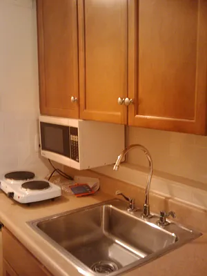 Rented by RC Realty Group of New York Inc | media 32