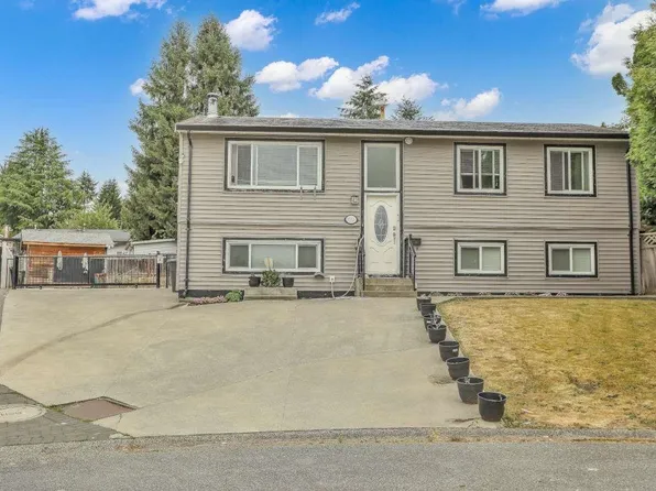 15033 Ashby Pl, Surrey, BC V3S 5G2