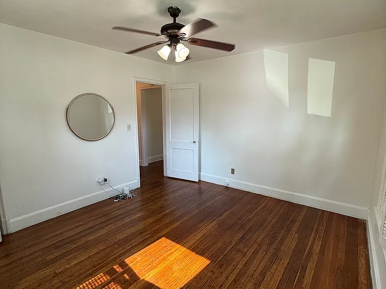 718 E 15th Ave — Photo 53