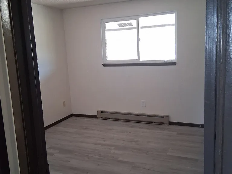 402 E King Ave #14 — Photo 3