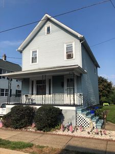 423 1st St, Hanover Township, PA, 18706