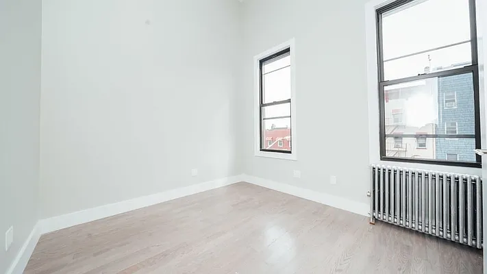 Rented by Nooklyn NYC LLC | media 19