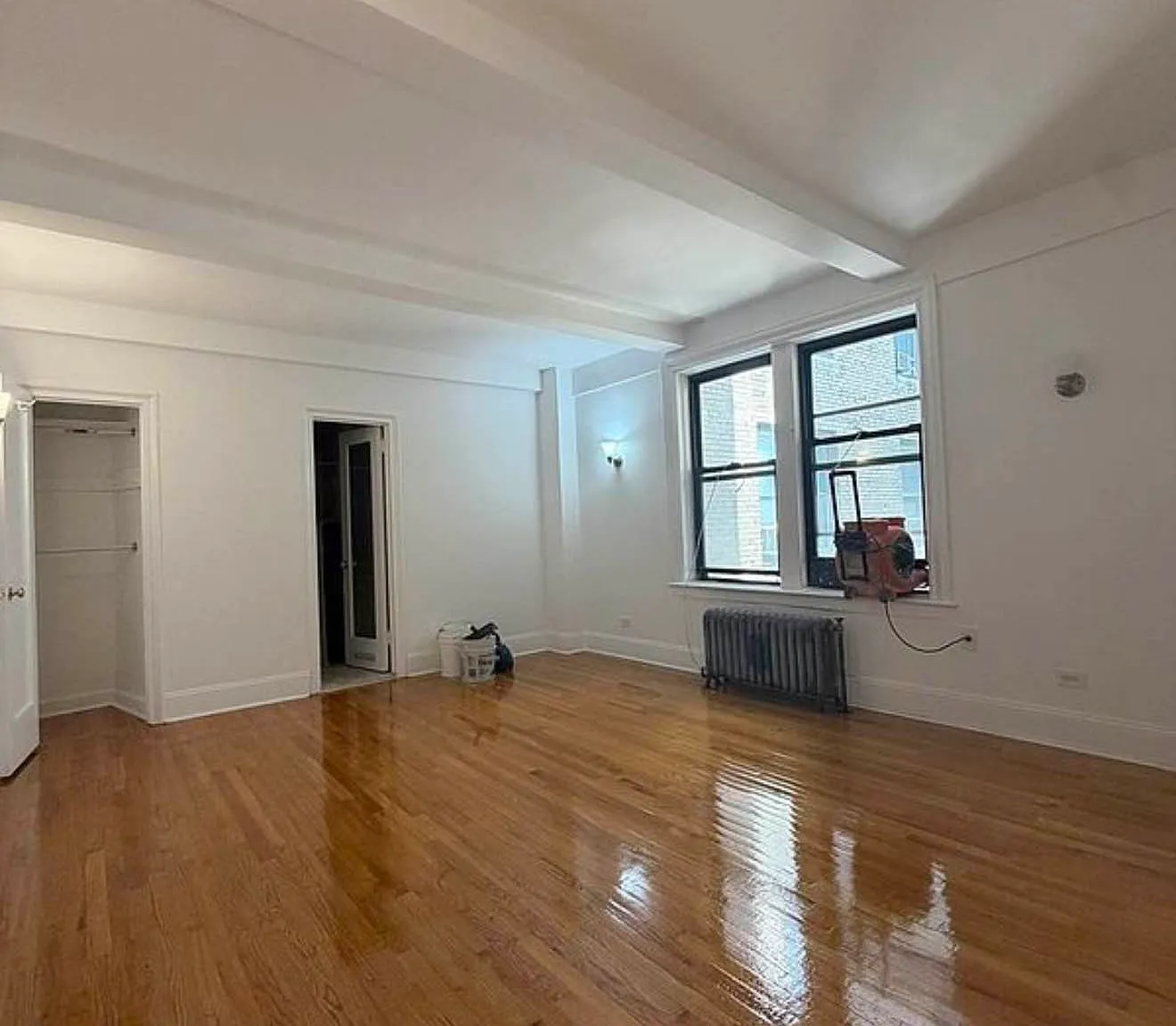200 West 70th Street — Photo 2