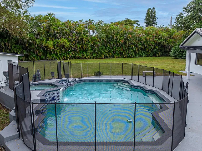 13401 SW 83rd Ave — Photo 79