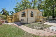 Cambridge Ave-002.jpg