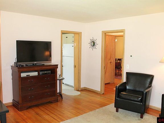 4th image of 33 Southview Dr