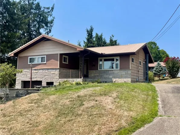 303 Oakview Ter, Ripley, WV 25271