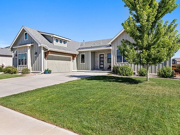 2nd image of 266 Blue Fortune Dr