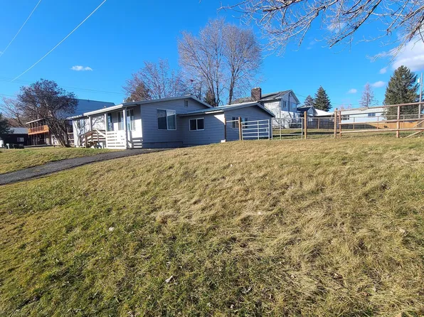 1380 Columbus St, Elgin, OR 97827