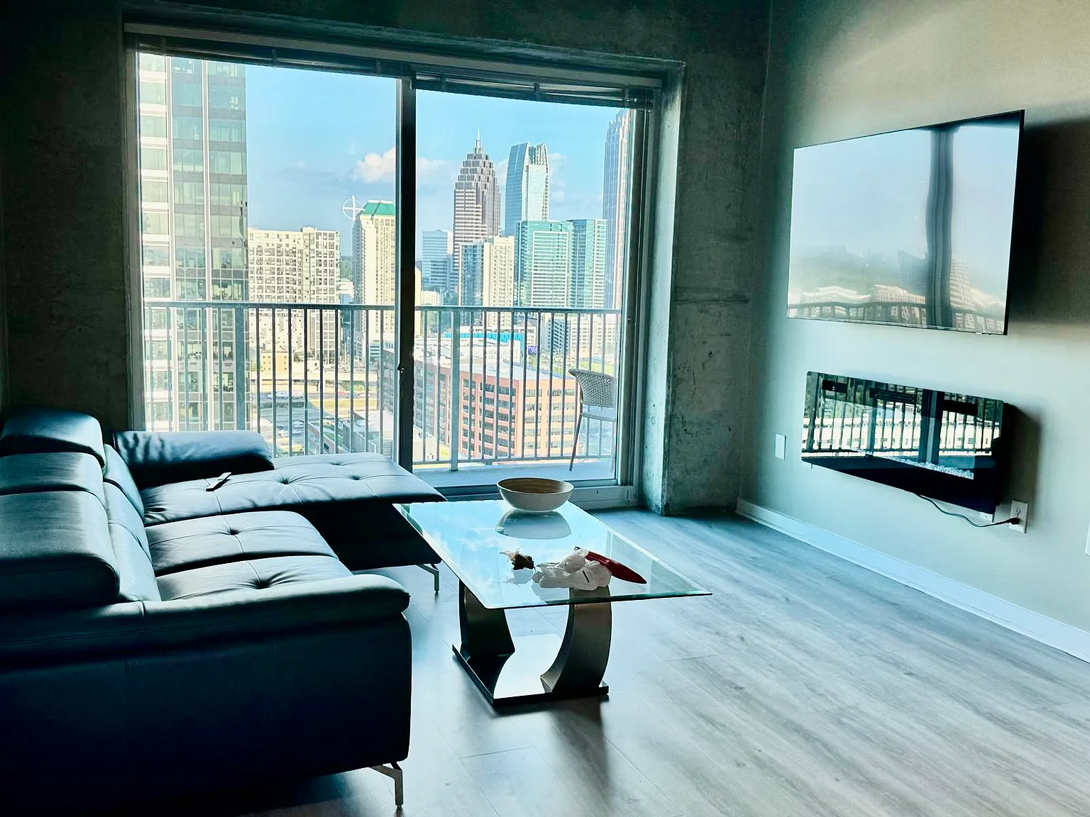 2 bed, 1067 sqft, $3,150 — Photo 4