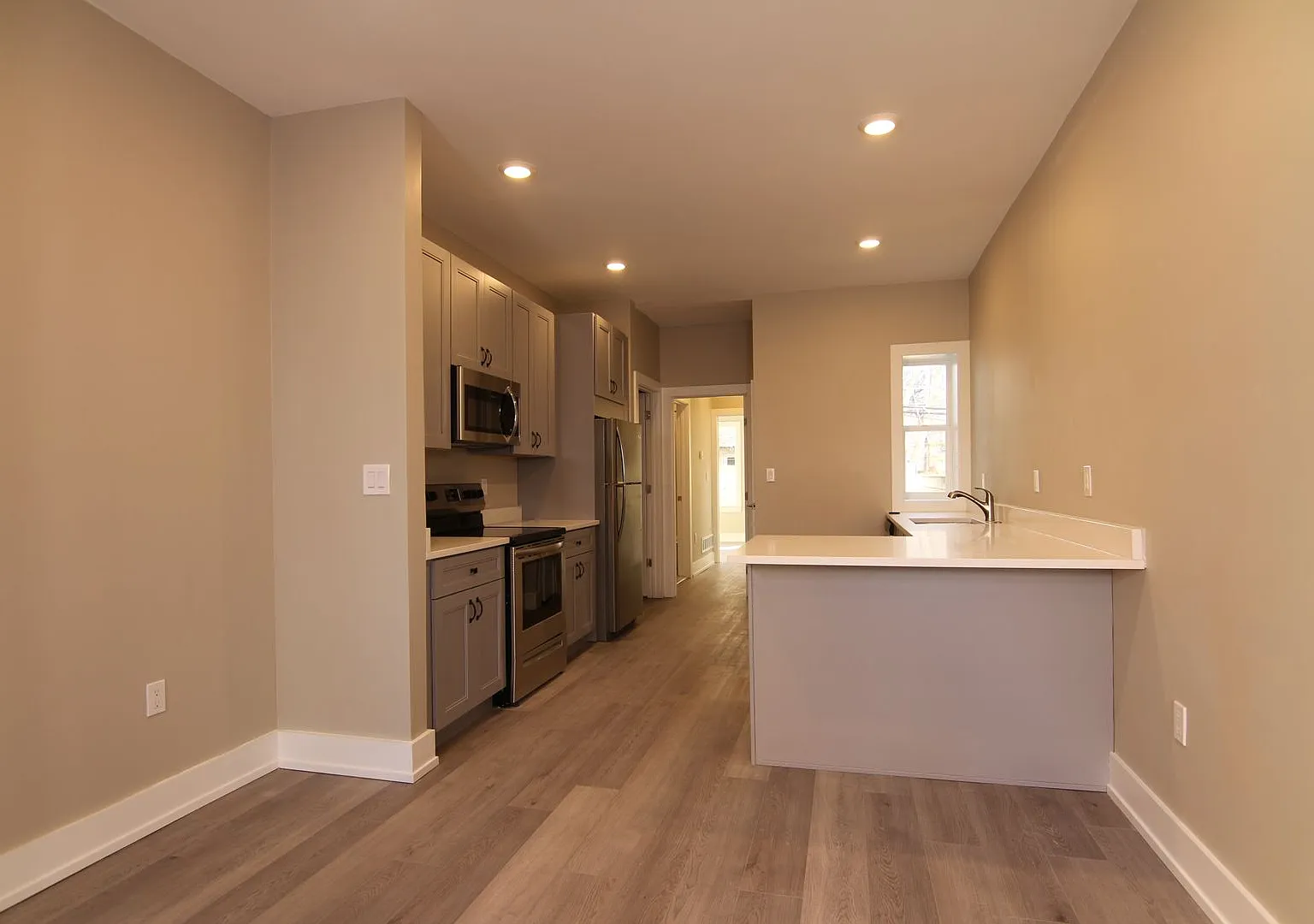 2706 Wharton — Photo 3