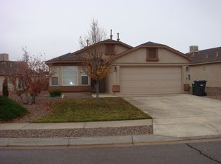 640 Sunny Meadows Dr NE, Rio Rancho, NM 87144