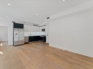 135 N Doheny Dr APT 201, West Hollywood, CA 90048