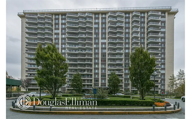 Sold by Douglas Elliman | media 17