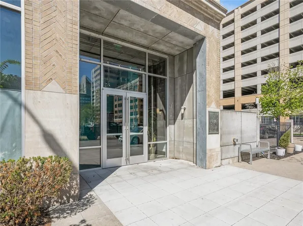 112 11th St APT 503, Des Moines, IA 50309