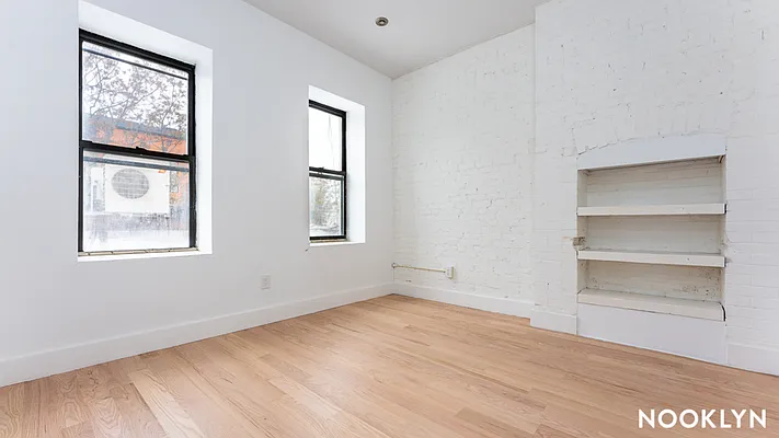 Rented by Nooklyn NYC LLC | media 43