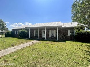 1606 Webre St, New Iberia, LA 70560
