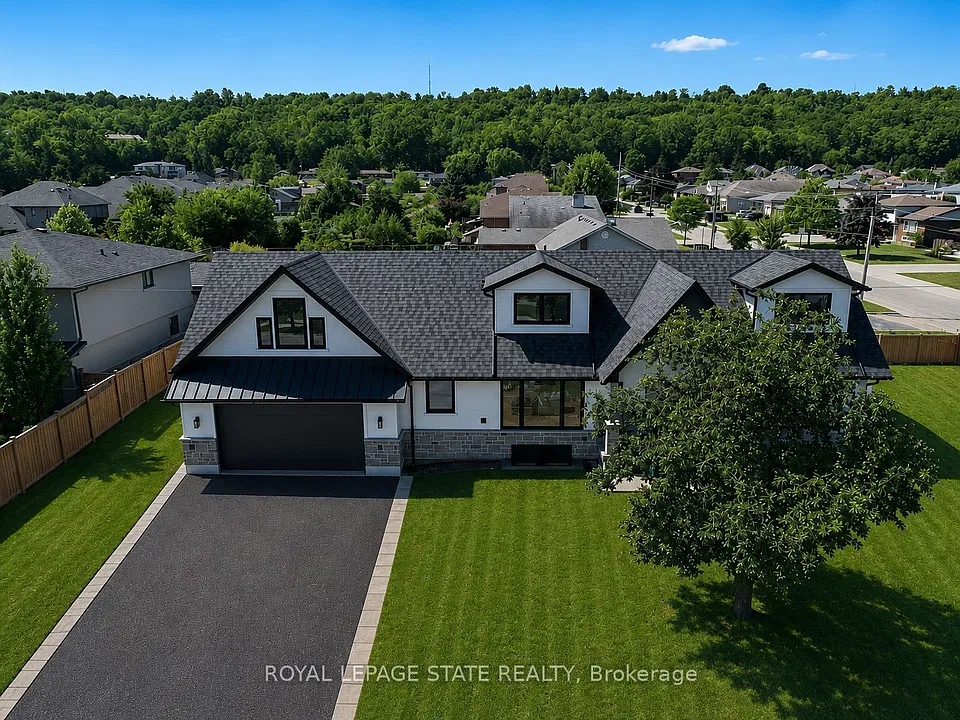 24 Royce Ave