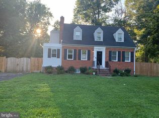 9122 Buckner Rd, Alexandria, VA 22309