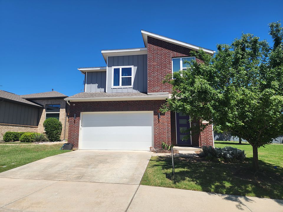 1st image of 544 Bramante Dr