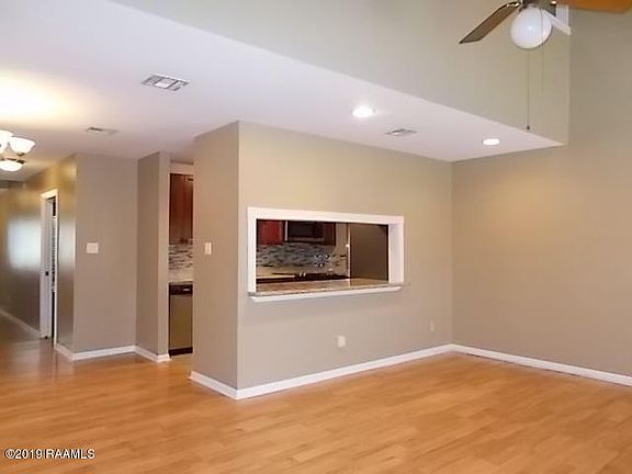 4th image of 123 Avenue Belle Terre