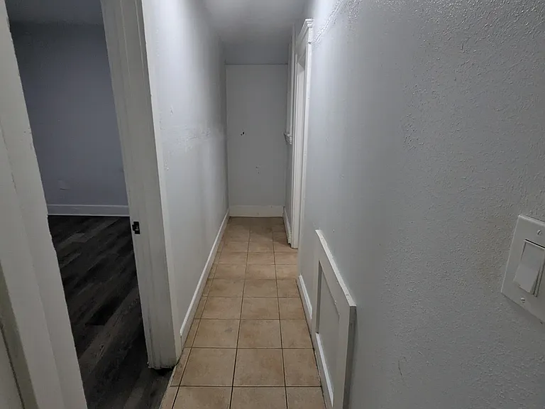 1116 Magnolia Ave #5 — Photo 5