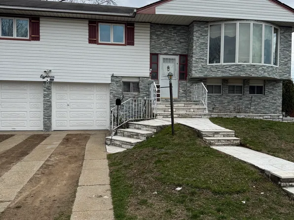 (undisclosed Address), Hicksville, NY 11801