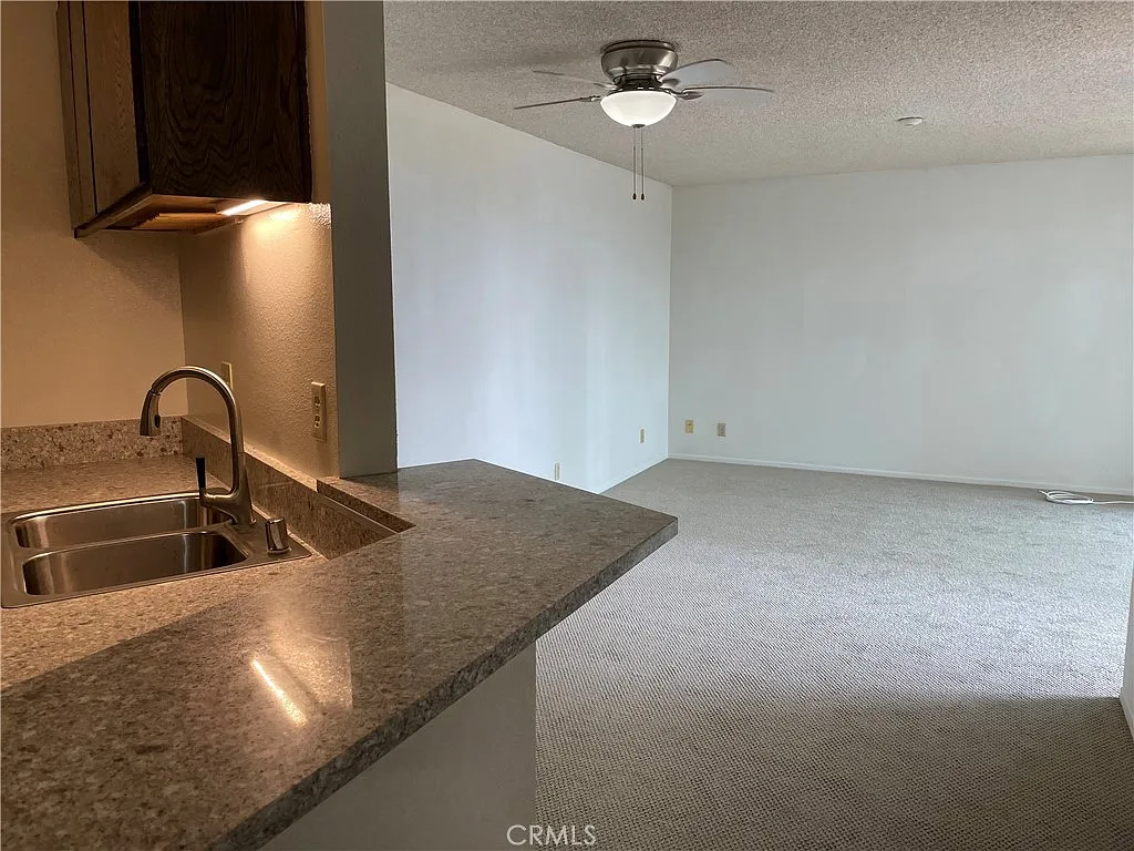 1 bed, 619 sqft, $2,995 — Photo 3