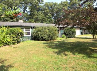 14354 Maple Dr, New Buffalo, MI 49117