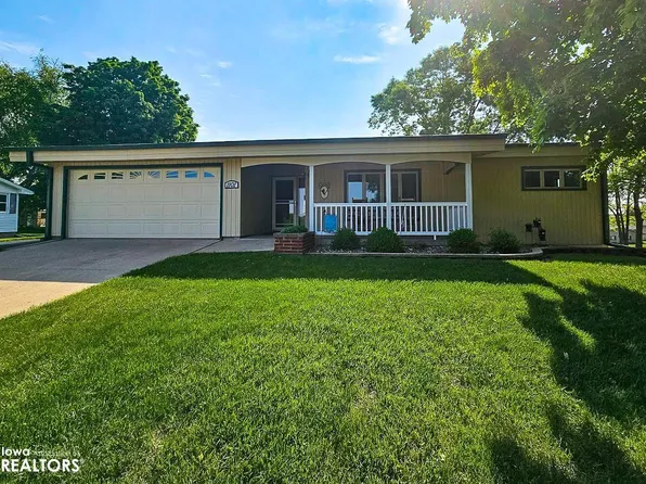 1101 S Mill St, Lake Mills, IA 50450