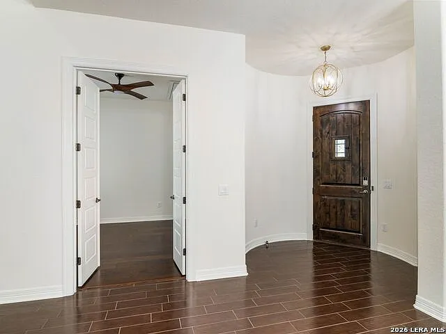 3 bed, 2.5 bath, 2818 sqft, $6,500 — Photo 3