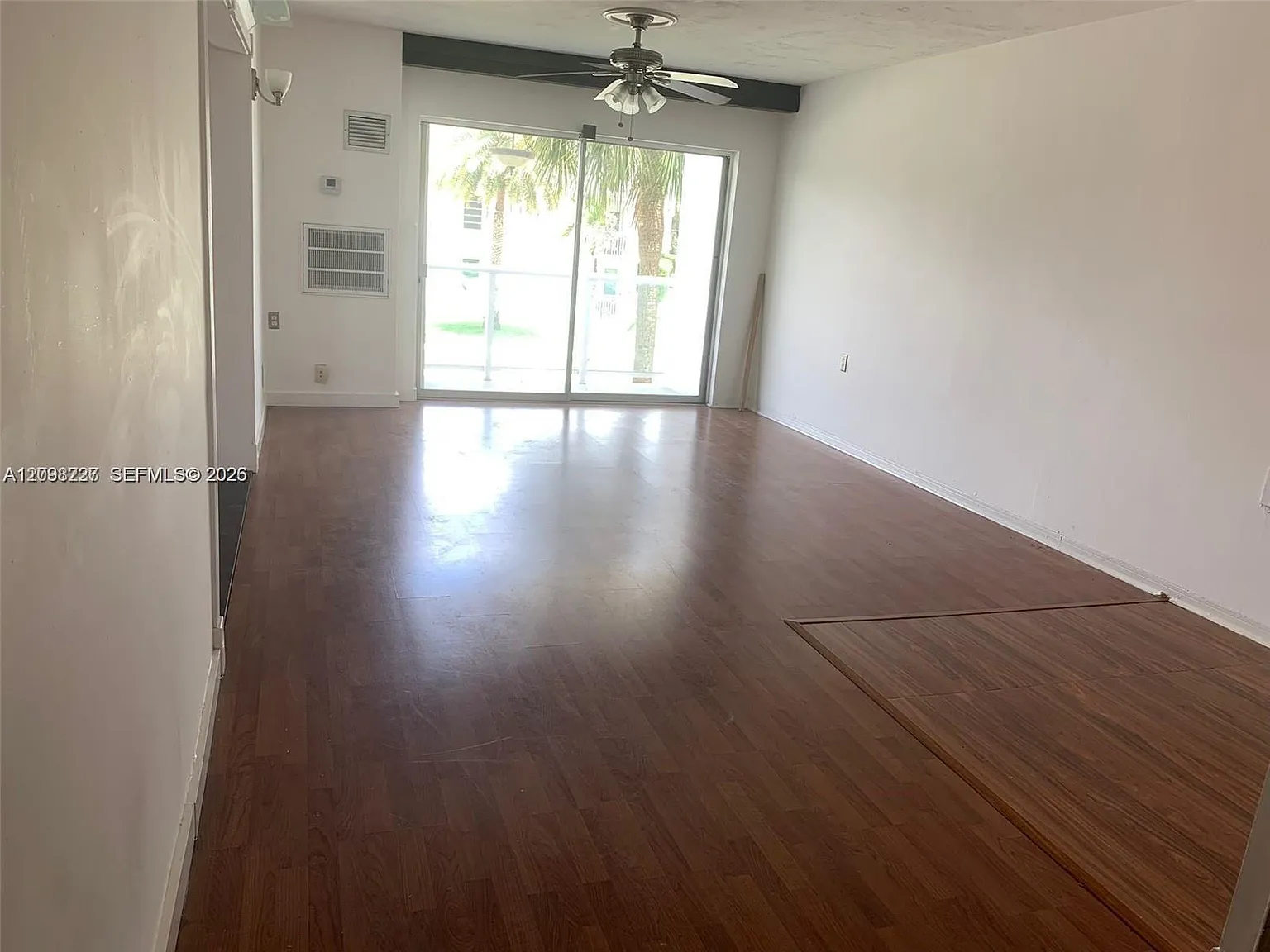 Lido Bay Lodge Condominiu — Photo 2
