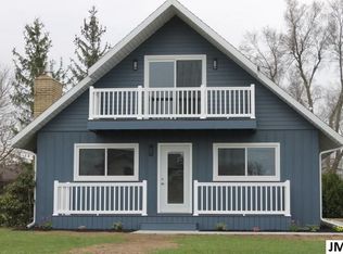 195 Southern Shores Dr, Brooklyn, MI 49230