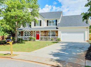 311 Rockingham Dr, Loganville, GA 30052