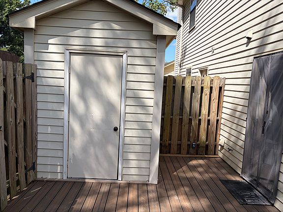 5th image of 304 Brentwood Point #I