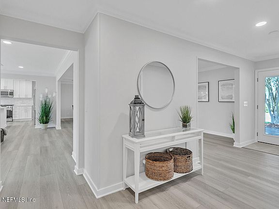 4th image of 4144 SAN BERNADO Drive