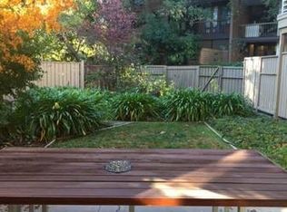 912 Webster St, Palo Alto, CA 94301