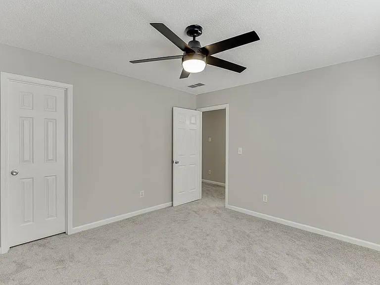 2421 Elkhorn Ter — Photo 24