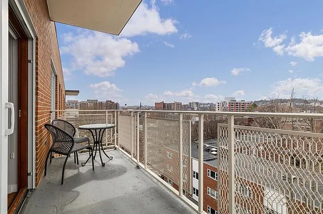 216 Saint Paul St #702 — Photo 2