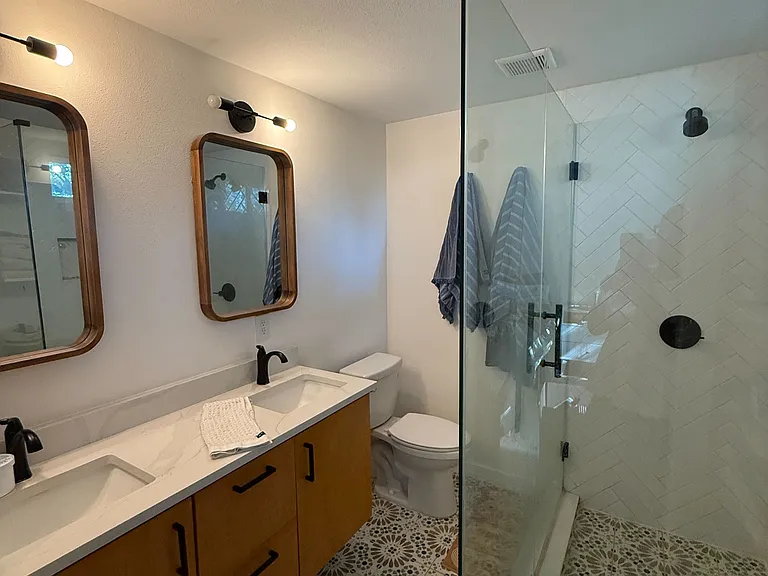 3704 San Antonio St — Photo 11
