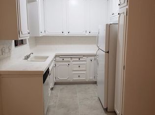 7356 Haskell Ave APT 10, Van Nuys, CA 91406