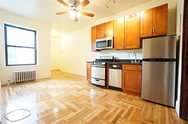 Rented by Weichert Manhattan Midtown | media 24