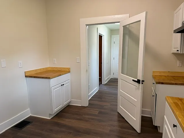 712 McMillon Ave SW — Photo 11