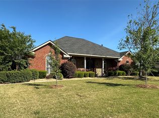 416 Towne Lake Dr, Montgomery, AL 36117