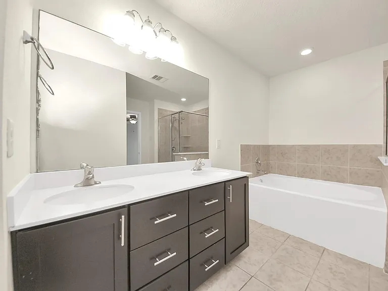 19403 Tinway Ct — Photo 24