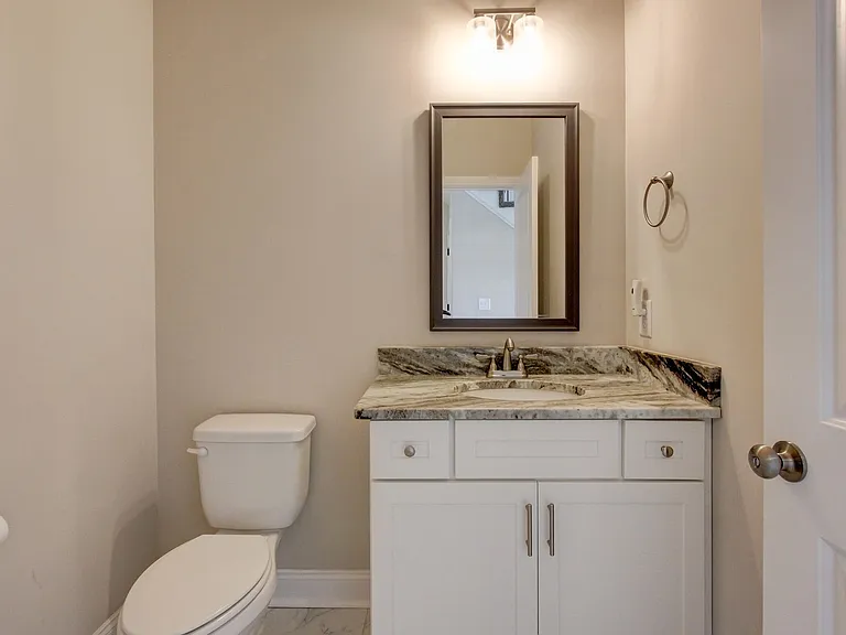 230 Cotoneaster Ln — Photo 85