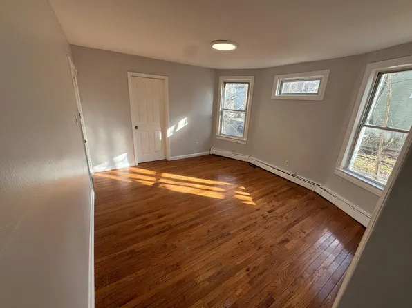 75 N 15th St, East Orange, NJ